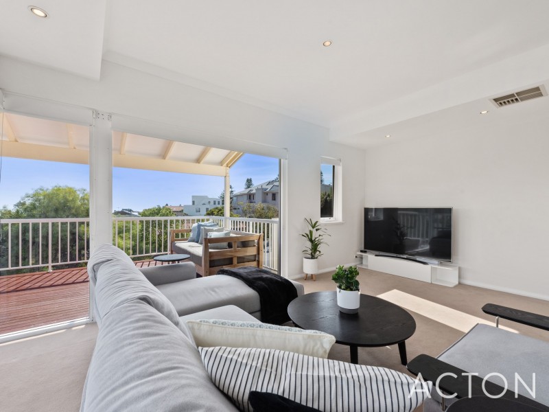 2 Carinya Place, City Beach WA 6015