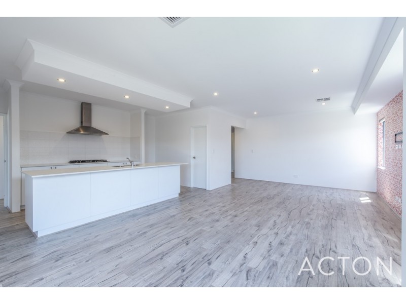 48 Lancewood Street, Banksia Grove WA 6031