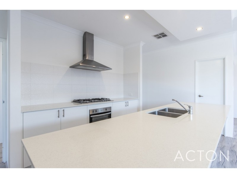 48 Lancewood Street, Banksia Grove WA 6031