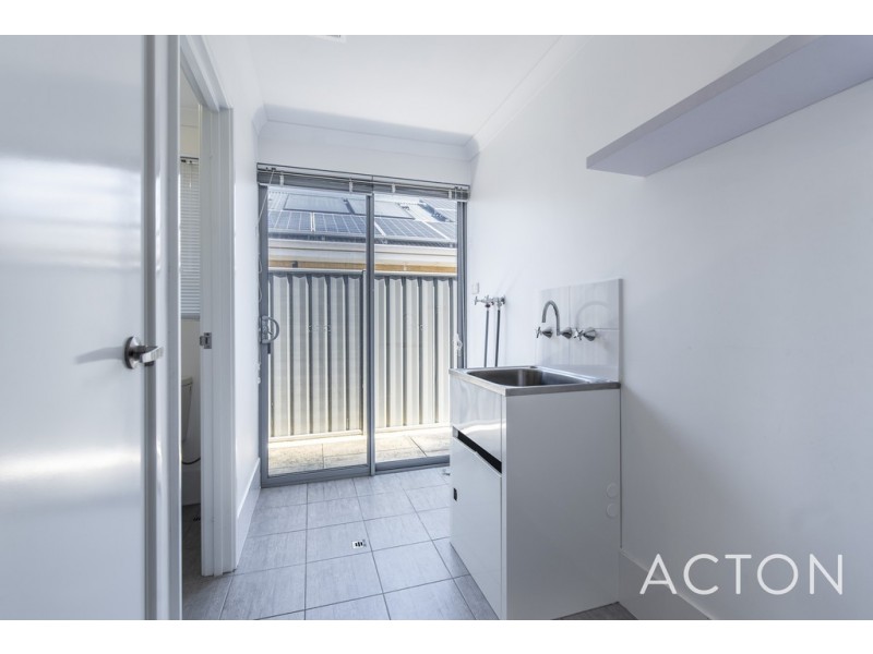 48 Lancewood Street, Banksia Grove WA 6031