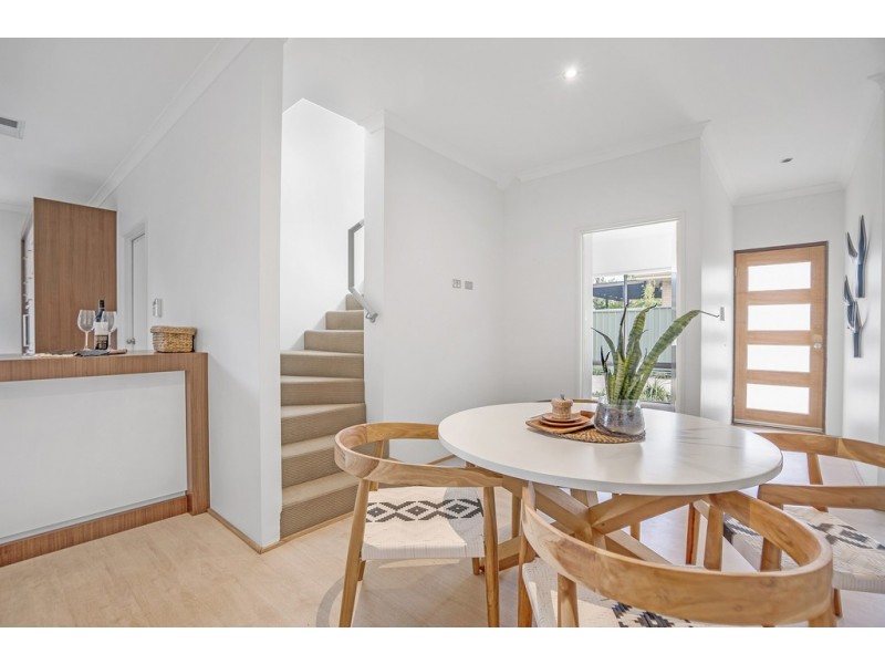 1/16 Wallace Street, Belmont WA 6104