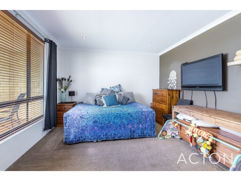 15 Newbury Way, Alkimos WA 6038