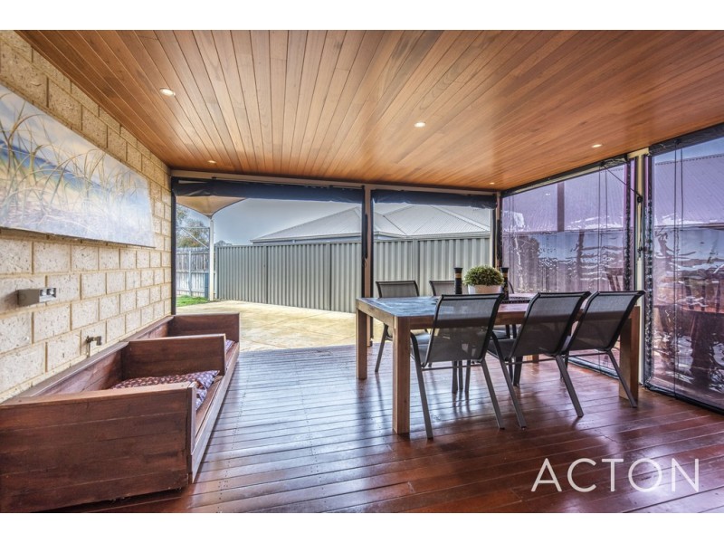 15 Newbury Way, Alkimos WA 6038