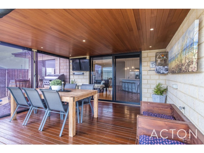 15 Newbury Way, Alkimos WA 6038