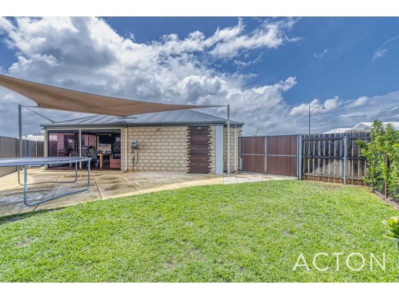 15 Newbury Way, Alkimos WA 6038