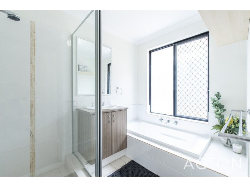 15 Newbury Way, Alkimos WA 6038