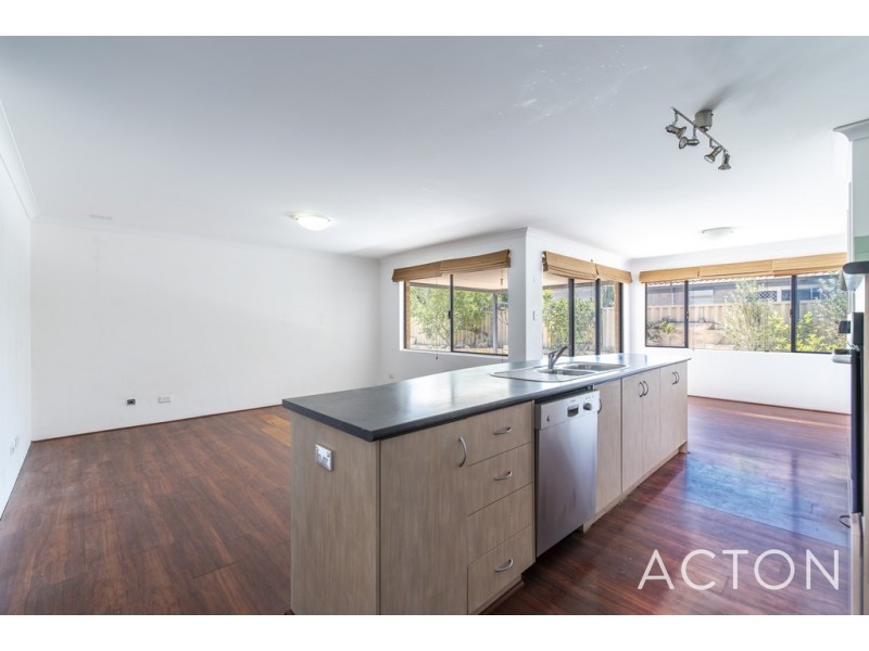 8 Tetbury Road, Butler WA 6036