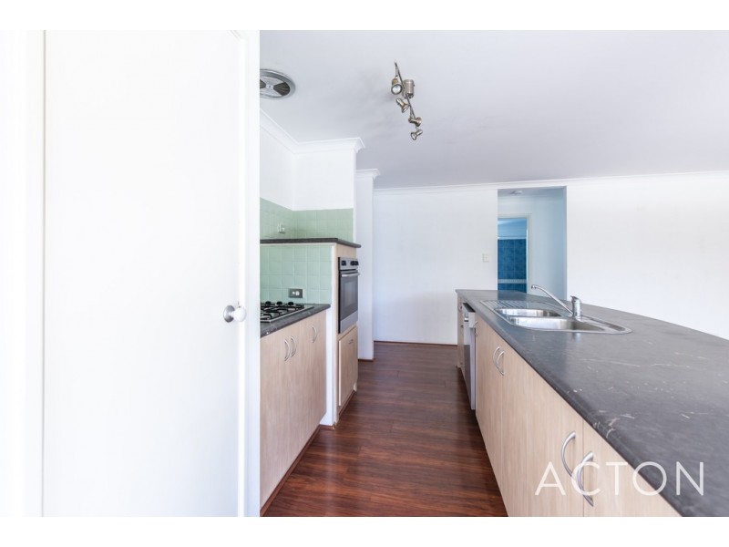 8 Tetbury Road, Butler WA 6036