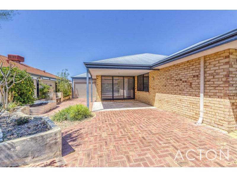 8 Tetbury Road, Butler WA 6036