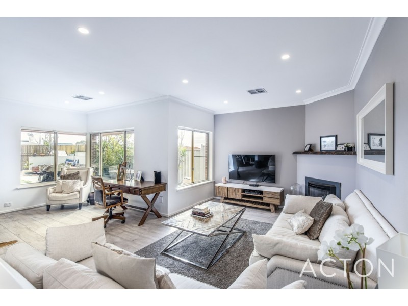 6 Prisk Street, Karrinyup WA 6018