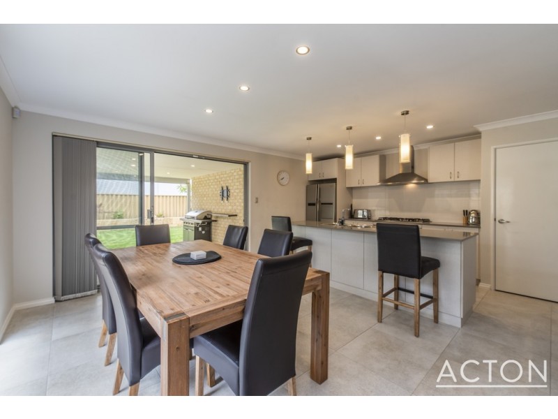 27 Windermere Chase, Butler WA 6036