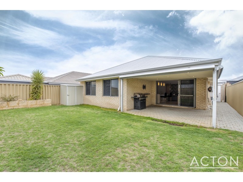 27 Windermere Chase, Butler WA 6036