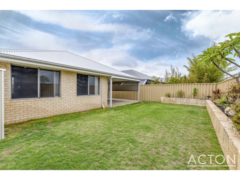 27 Windermere Chase, Butler WA 6036