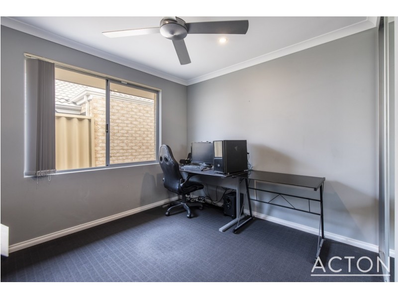 27 Windermere Chase, Butler WA 6036