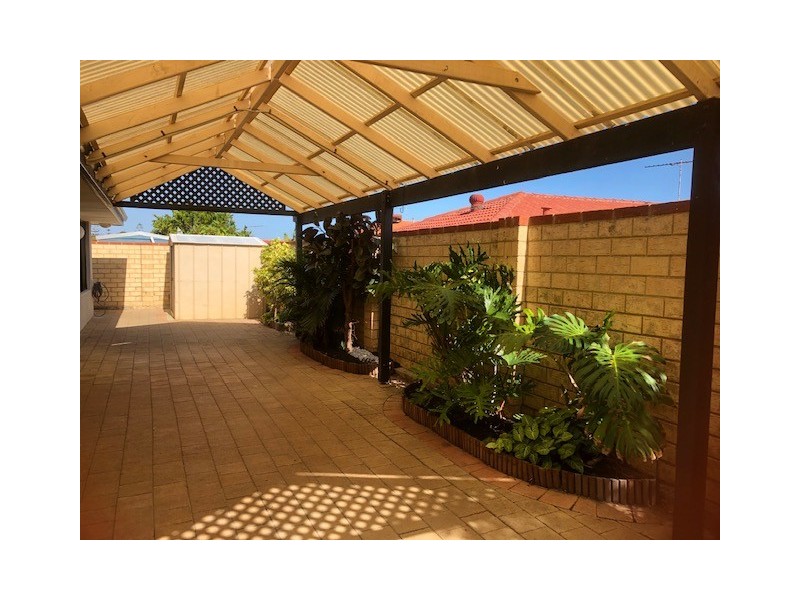 50 Fowey Loop, Mindarie WA 6030
