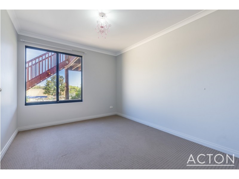 29 Mousehole Crescent, Yanchep WA 6035