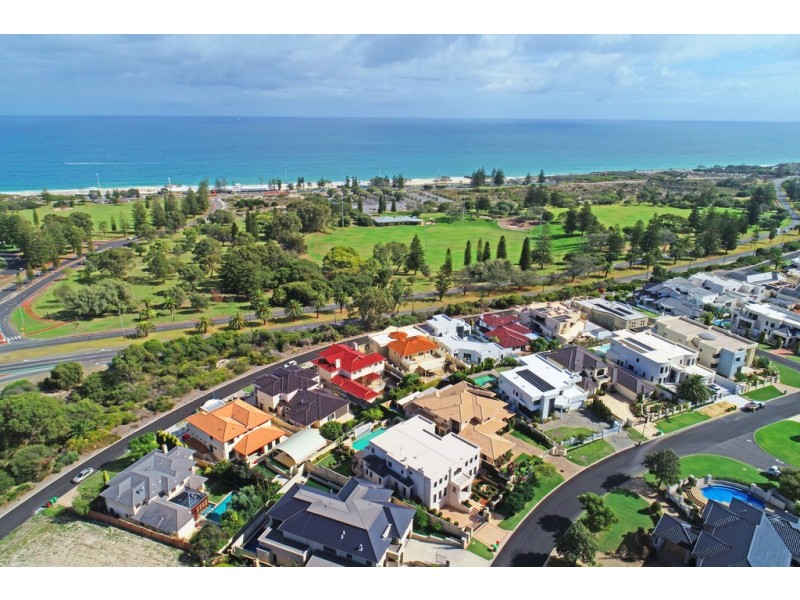 33 Windarra Drive, City Beach WA 6015