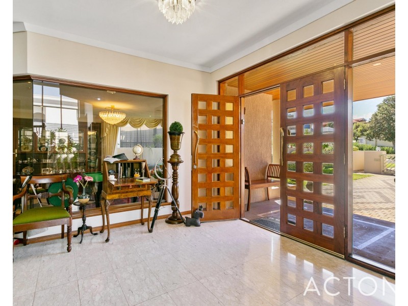 33 Windarra Drive, City Beach WA 6015