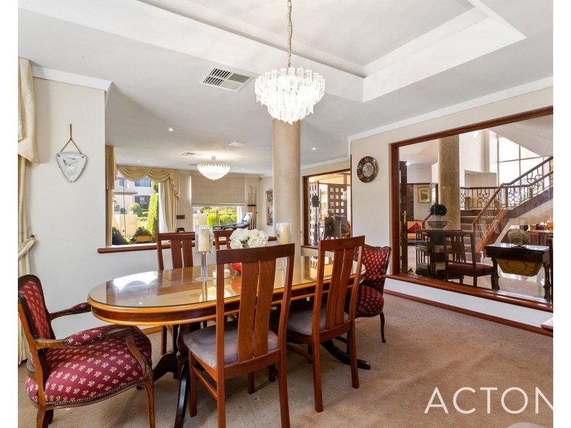 33 Windarra Drive, City Beach WA 6015