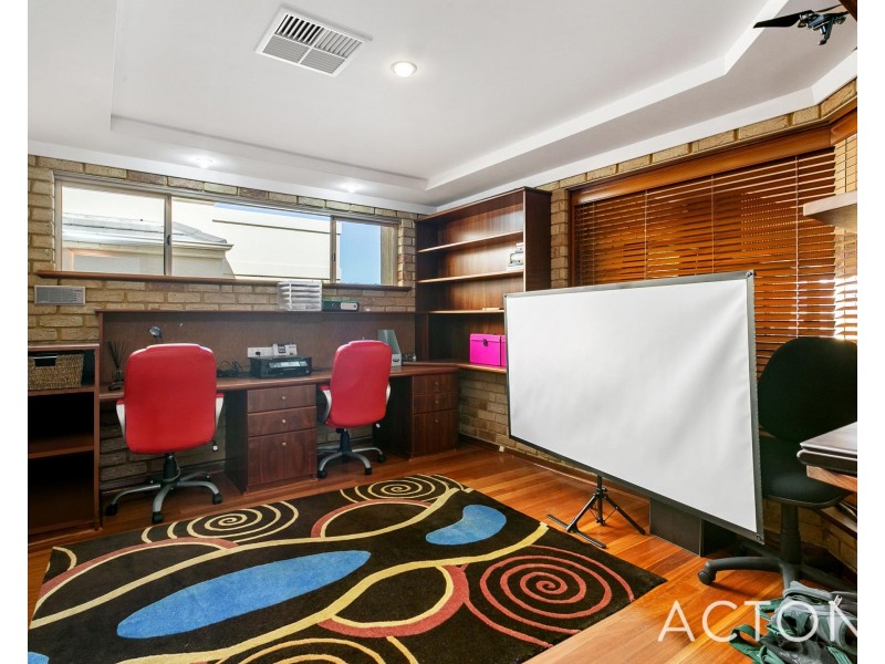 33 Windarra Drive, City Beach WA 6015