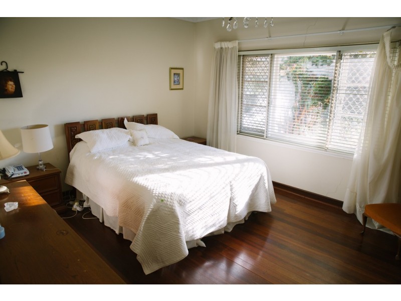 10 Kincardine Crescent, Floreat WA 6014