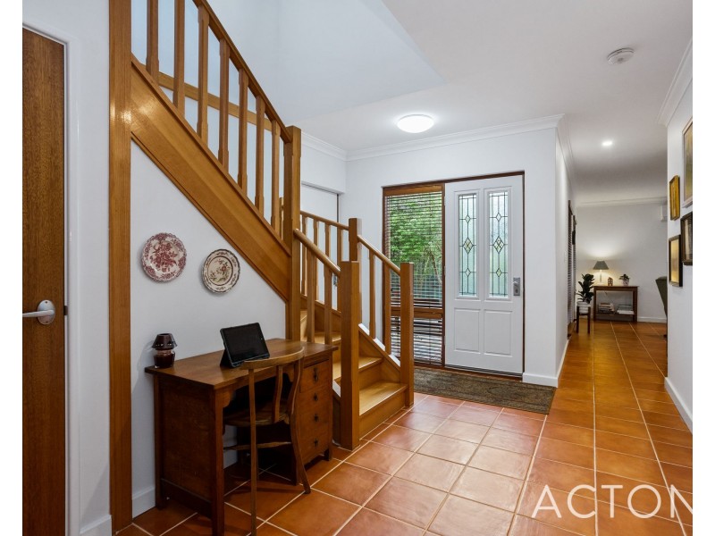 18A Wongan Ave, White Gum Valley WA 6162