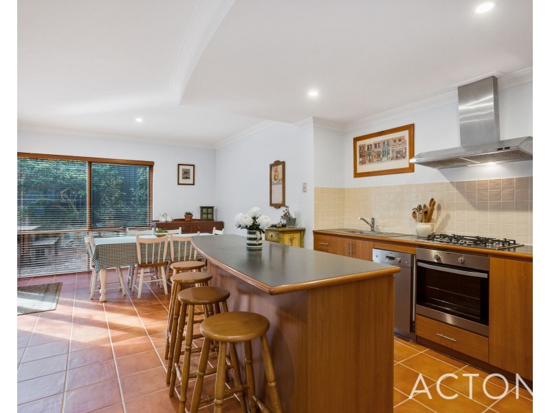 18A Wongan Ave, White Gum Valley WA 6162