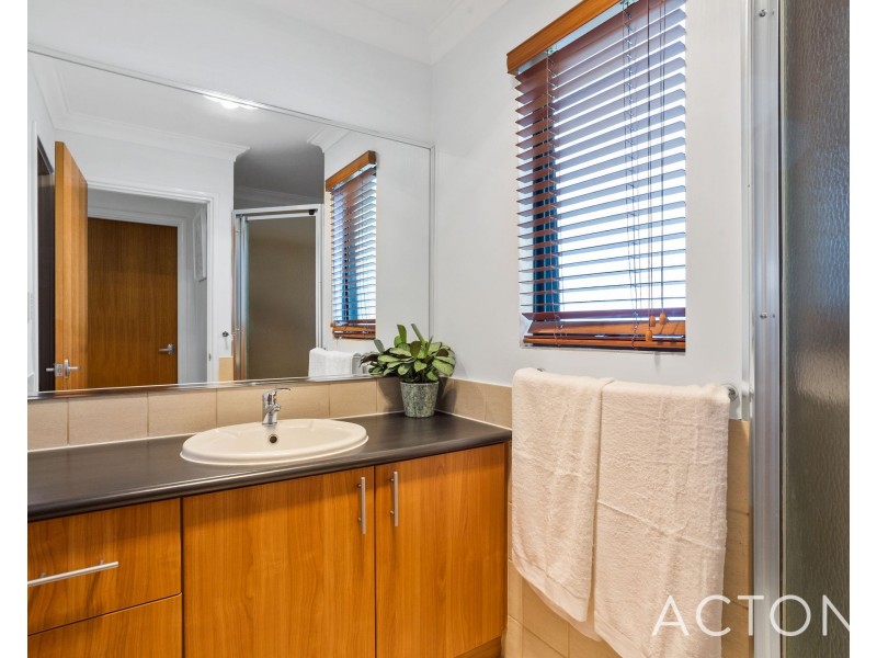 18A Wongan Ave, White Gum Valley WA 6162