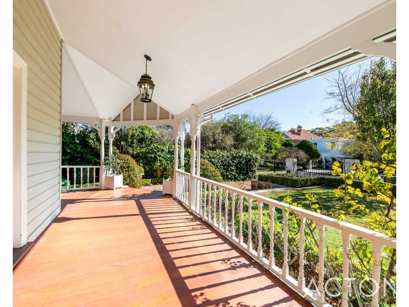 8 Riley Road, Claremont WA 6010