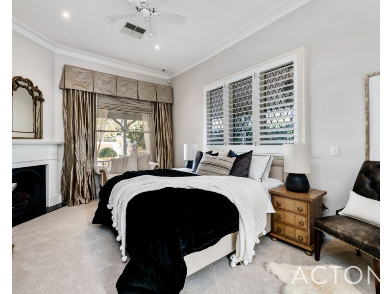 8 Riley Road, Claremont WA 6010