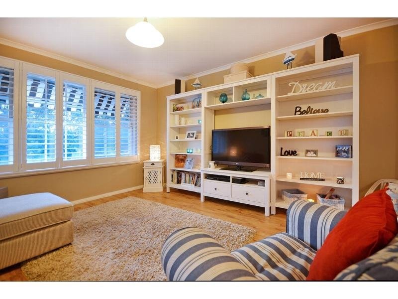 101 Milverton Avenue, Karrinyup WA 6018