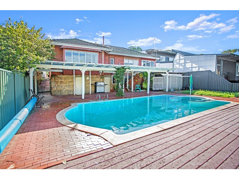 7 Winmarley Street, Floreat WA 6014