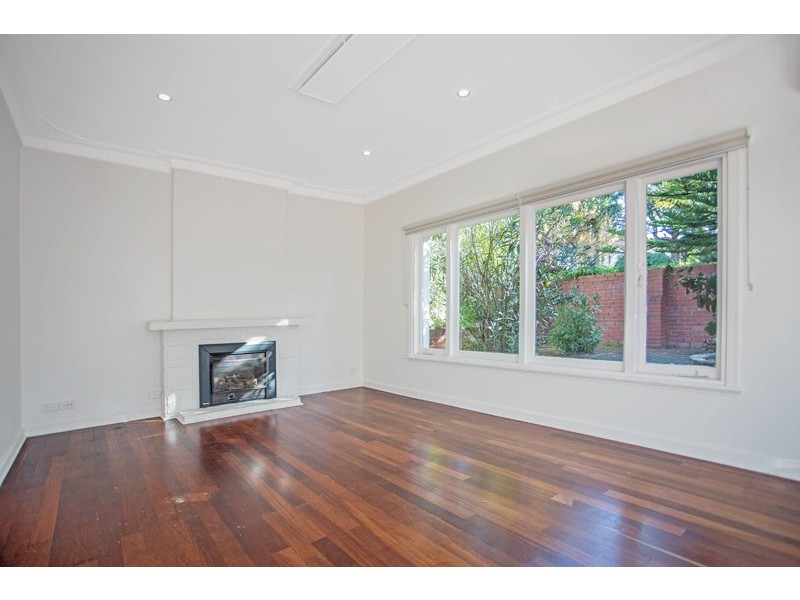 7 Winmarley Street, Floreat WA 6014