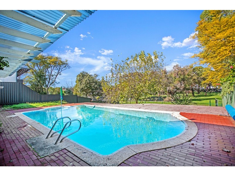 7 Winmarley Street, Floreat WA 6014