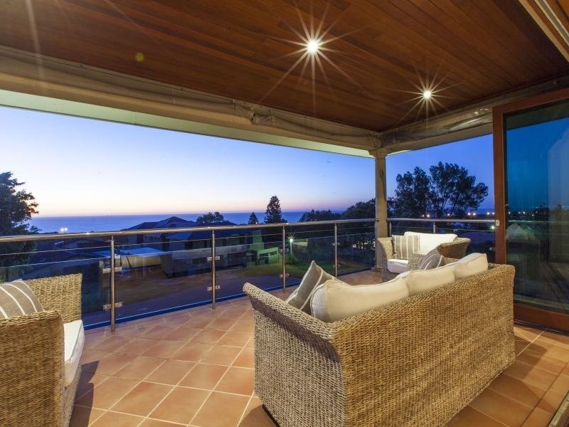 10 Calver Place, City Beach WA 6015