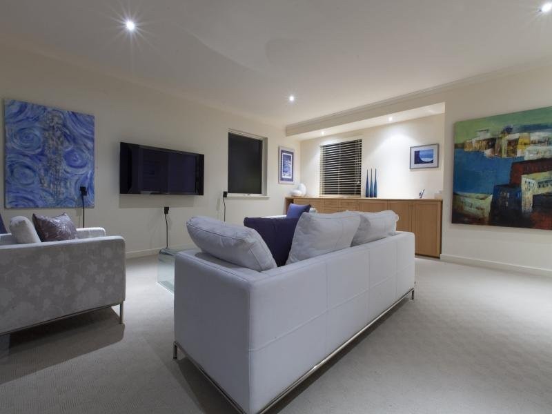 10 Calver Place, City Beach WA 6015