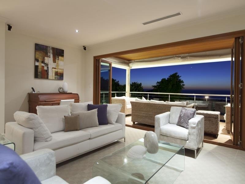 10 Calver Place, City Beach WA 6015