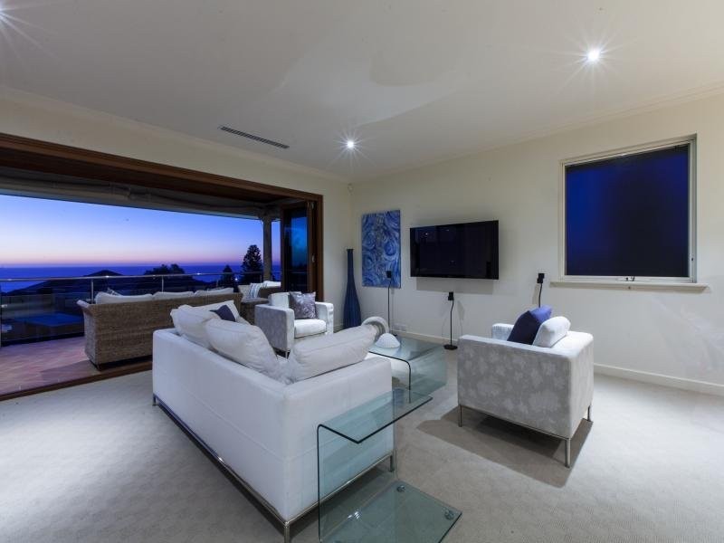 10 Calver Place, City Beach WA 6015