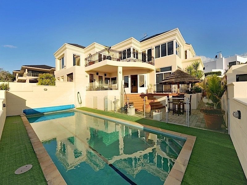 41 Marapana Road, City Beach WA 6015