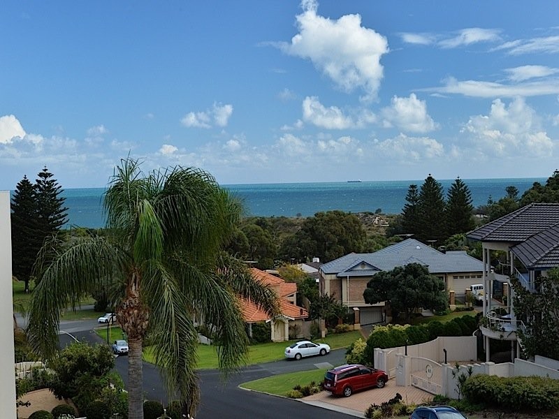 41 Marapana Road, City Beach WA 6015