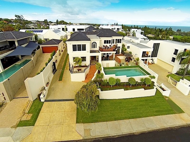 41 Marapana Road, City Beach WA 6015