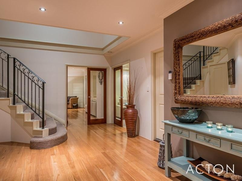 61 Pine Valley Pass, Connolly WA 6027