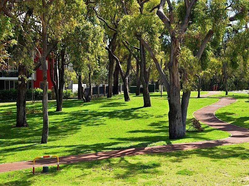 13 Alumni Terrace, Churchlands WA 6018