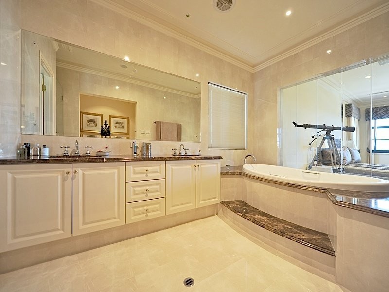 31 Windarra Drive, City Beach WA 6015