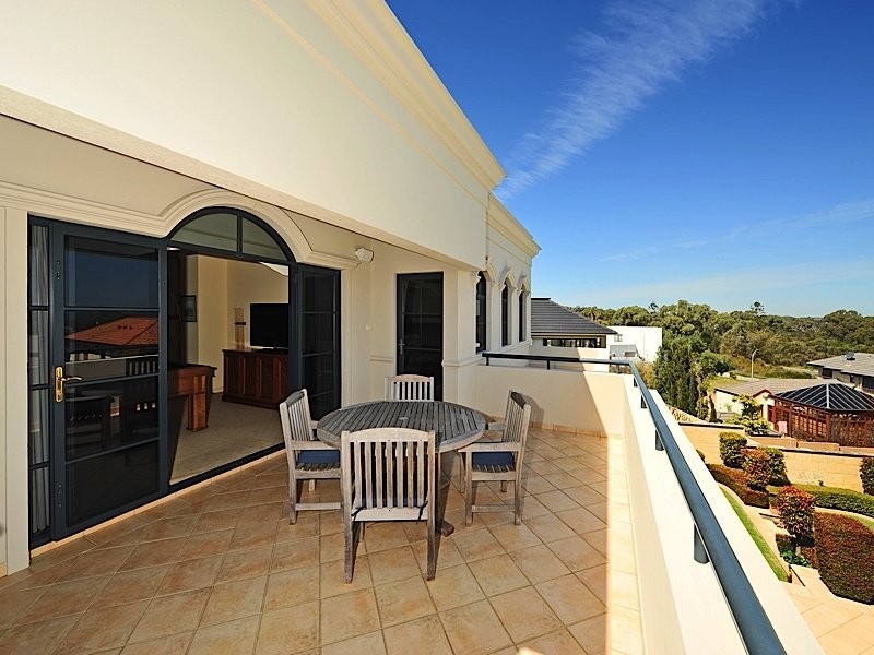 31 Windarra Drive, City Beach WA 6015