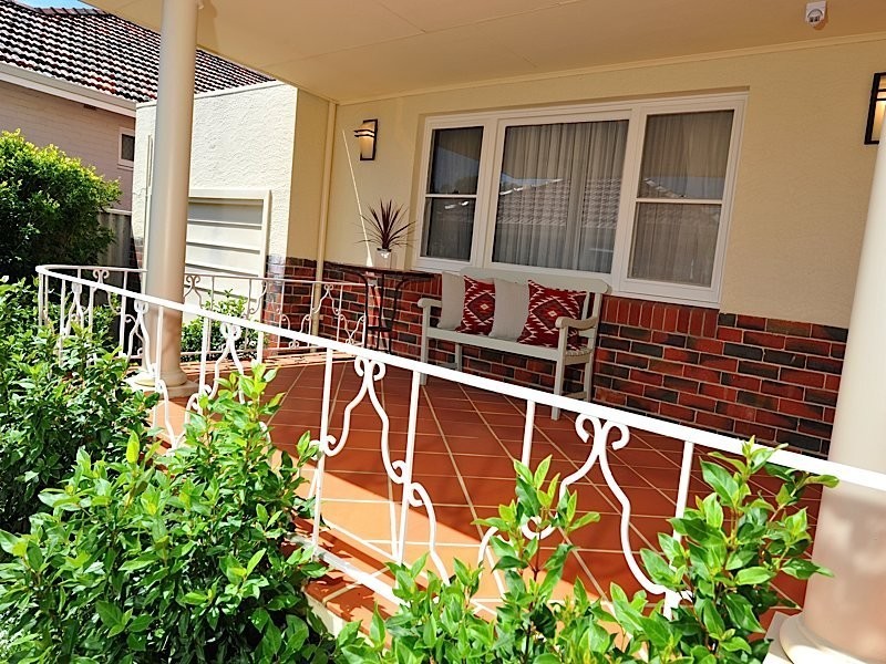 8 Linden Gardens, Floreat WA 6014
