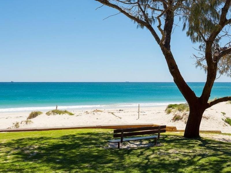 26 Hovea Crescent, City Beach WA 6015