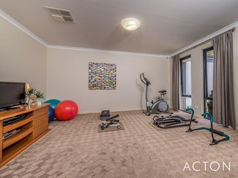 35 Raspins Loop, Burns Beach WA 6028