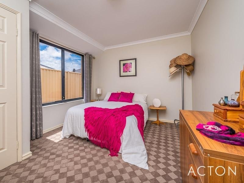 35 Raspins Loop, Burns Beach WA 6028