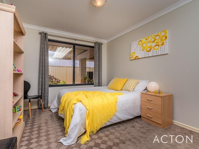 35 Raspins Loop, Burns Beach WA 6028